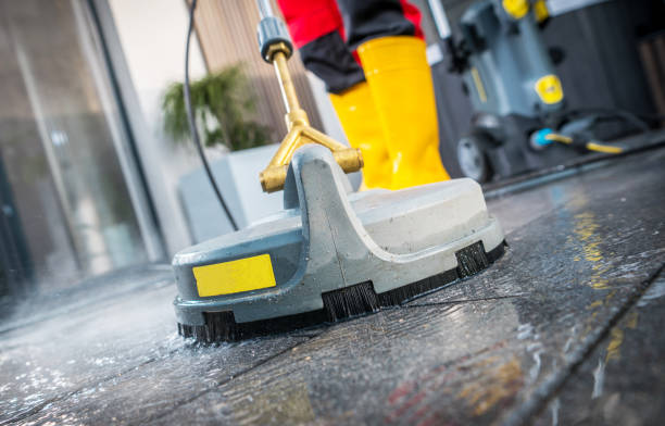Best Commercial Pressure Washing  in Lantana, TX